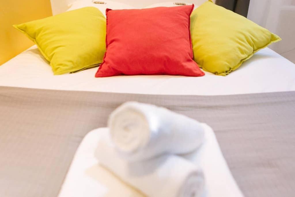 Lulu, Le Studio Du Chateau Apartment Nantes Ngoại thất bức ảnh